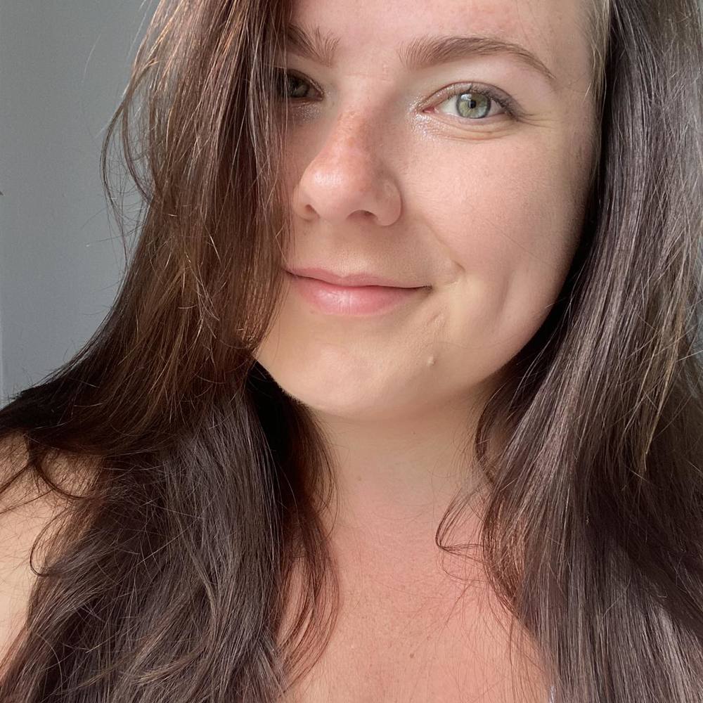 Meet your Posher, Isabella